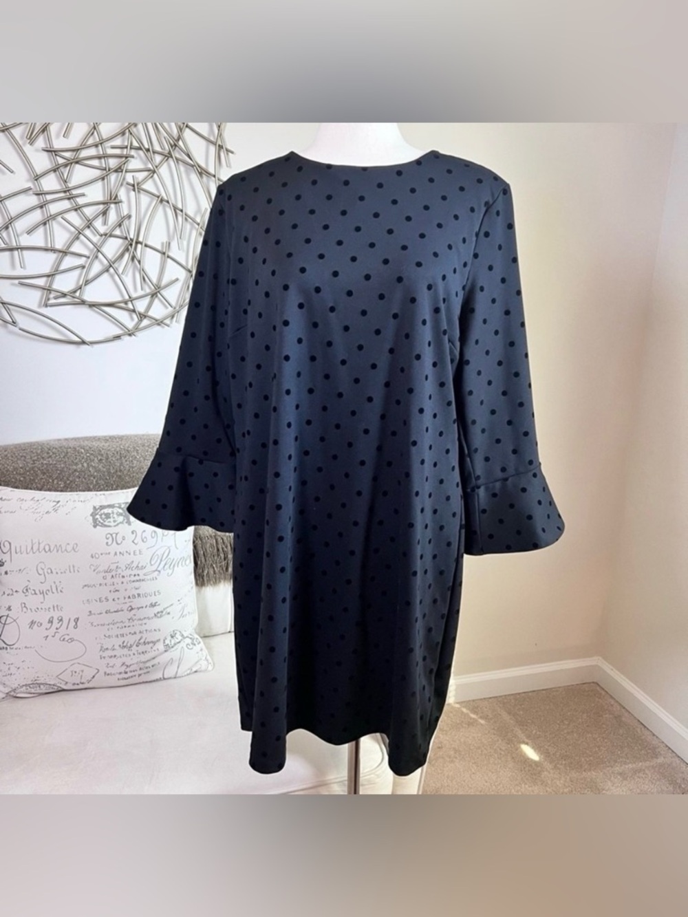 Old Navy Black Polka Dot Shift Dress Bell Sleeve Zip Back XL